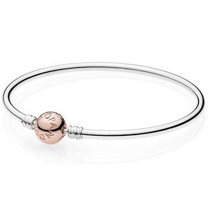 Pandora Moments Bangle